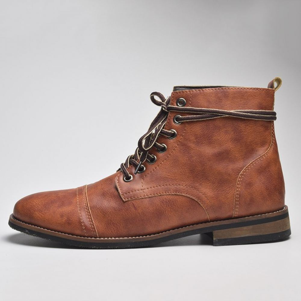 Miesten Bootsit Retkeilyketjulliset Nilkkurit Martin Boots