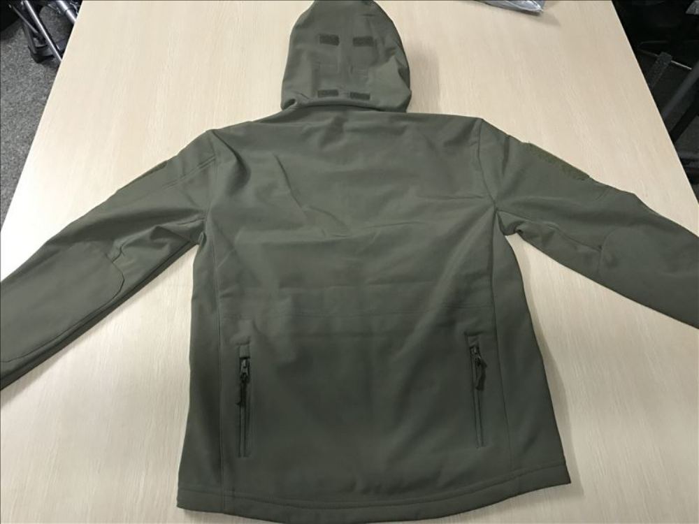 Takit Miesten Tuulenpitävä Tactical Softshell-takki