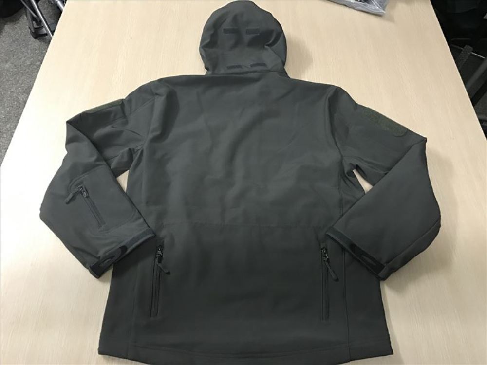 Takit Miesten Tuulenpitävä Tactical Softshell-takki