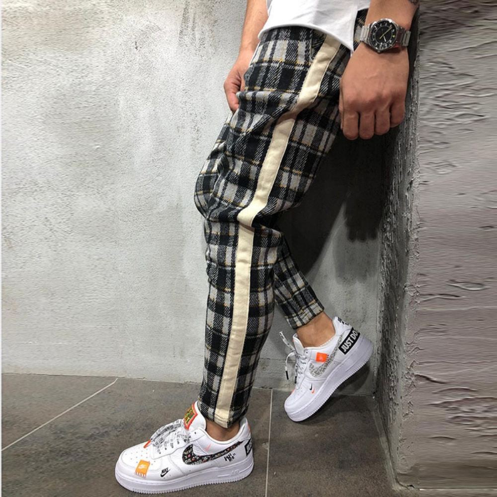 Muodikkaat Plaid Jogger Housut