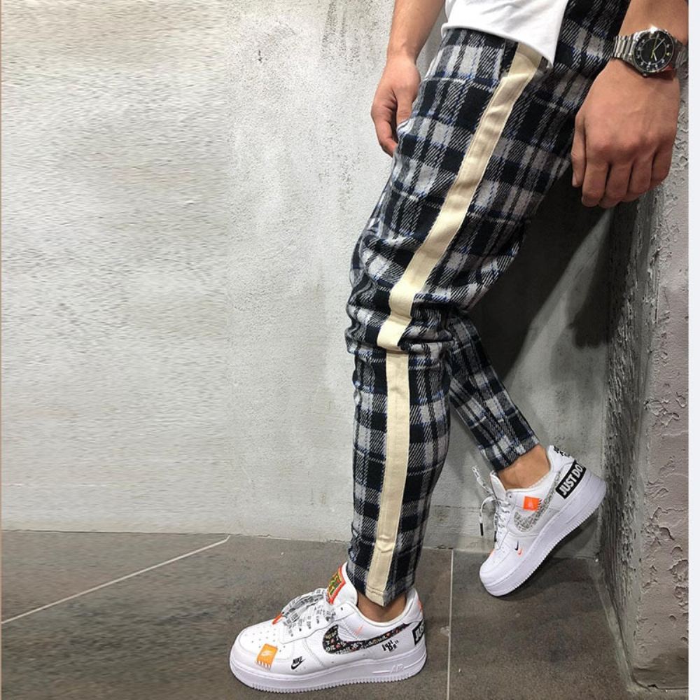 Muodikkaat Plaid Jogger Housut