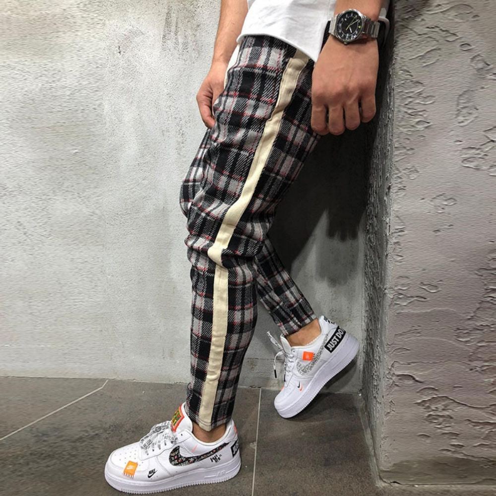 Muodikkaat Plaid Jogger Housut